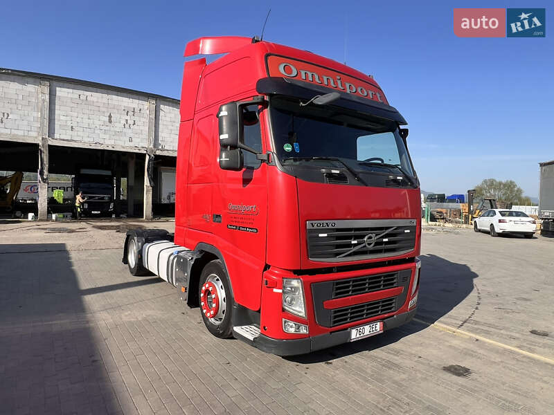 Тягач Volvo FH 13 2013 в Тячеве