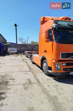 Тягач Volvo FH 13 2006 в 