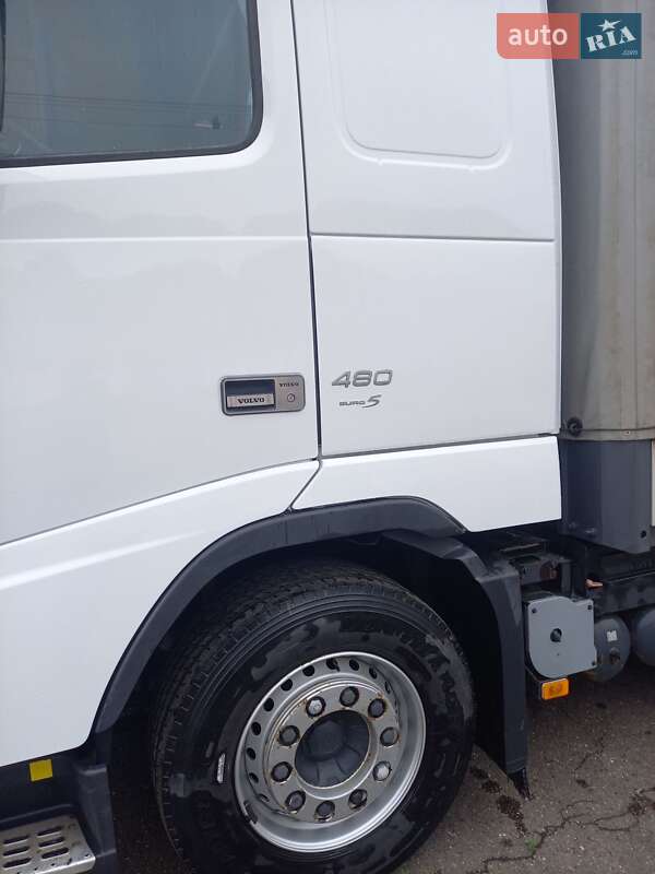 Грузовой фургон Volvo FH 13 2007 в Черновцах