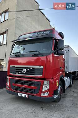 Тягач Volvo FH 13 2013 в 