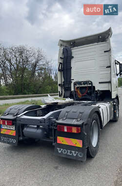 Тягач Volvo FH 13 2010 в 