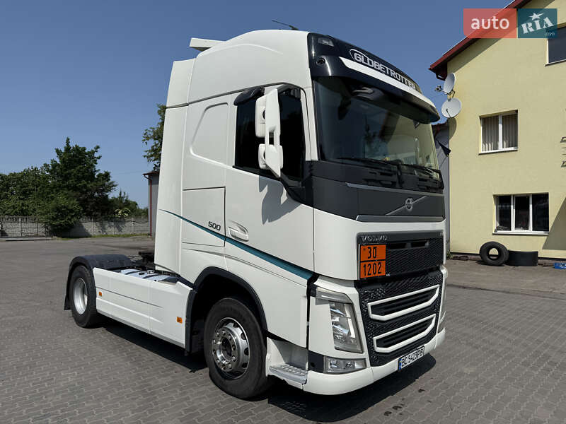 Тягач Volvo FH 13 2015 в Львове