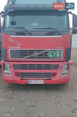 Зерновоз Volvo FH 13 2003 в Кривому Озері