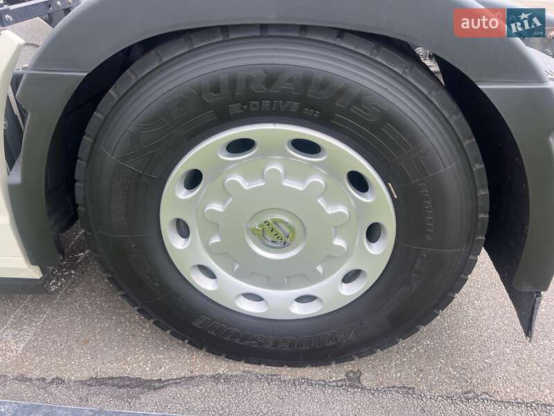 Тягач Volvo FH 13 2021 в Киеве