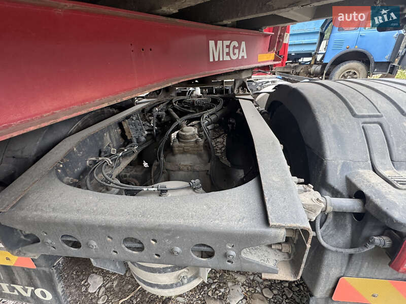 Зерновоз Volvo FH 13 2013 в Межгорье