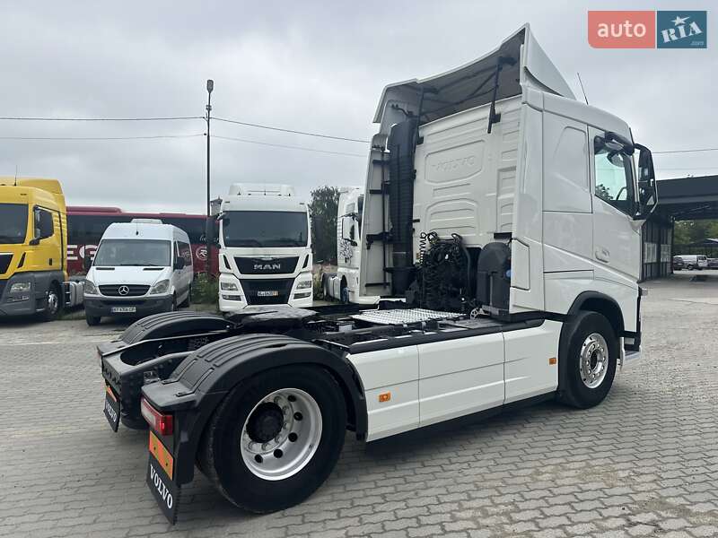 Тягач Volvo FH 13 2016 в Калуше фото 11 Тягач Volvo FH 13 2016 в Калуше