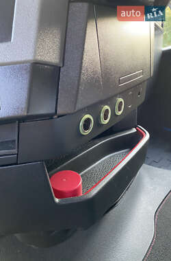 Тягач Volvo FH 13 2014 в  фото 29 Тягач Volvo FH 13 2014 в