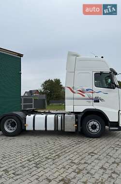 Тягач Volvo FH 13 2011 в 
