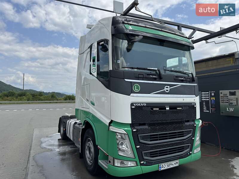 Тягач Volvo FH 13 2014 в Хусте фото 8 Тягач Volvo FH 13 2014 в Хусте