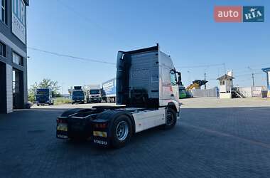 Тягач Volvo FH 13 2010 в 