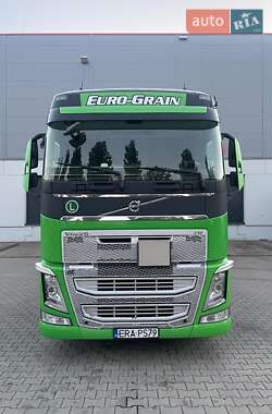 Хлебовоз Volvo FH 13 2013 в Киеве