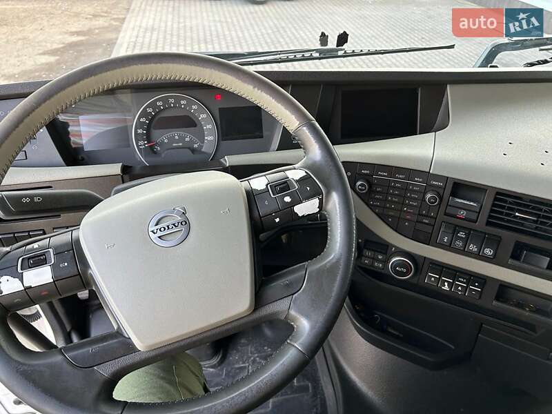 Тягач Volvo FH 13 2015 в Луцке фото 17 Тягач Volvo FH 13 2015 в Луцке