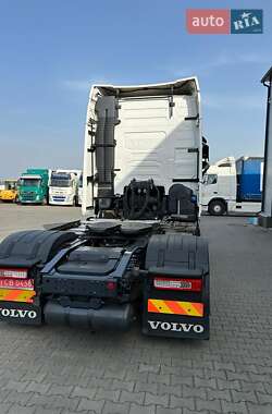 Тягач Volvo FH 13 2015 в  фото 11 Тягач Volvo FH 13 2015 в