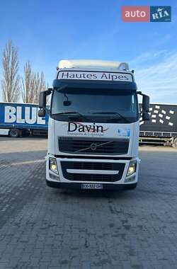 Тягач Volvo FH 13 2012 в  фото 2 Тягач Volvo FH 13 2012 в