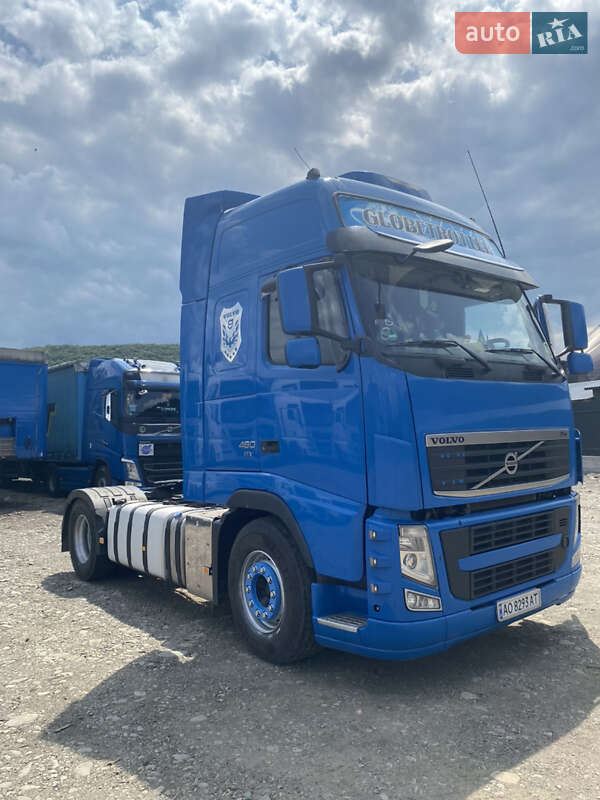 Тягач Volvo FH 13 2011 в  фото Тягач Volvo FH 13 2011 в