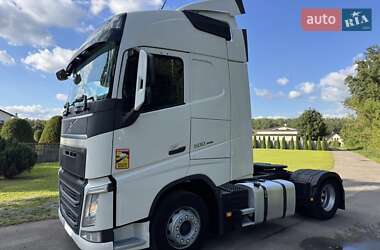 Тягач Volvo FH 13 2019 в  фото 3 Тягач Volvo FH 13 2019 в