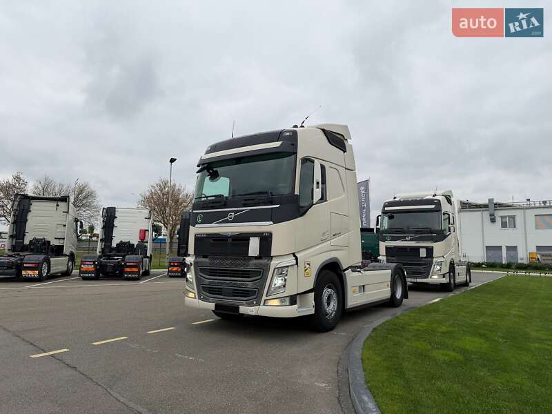 Тягач Volvo FH 13 2015 в Киеве фото 4 Тягач Volvo FH 13 2015 в Киеве