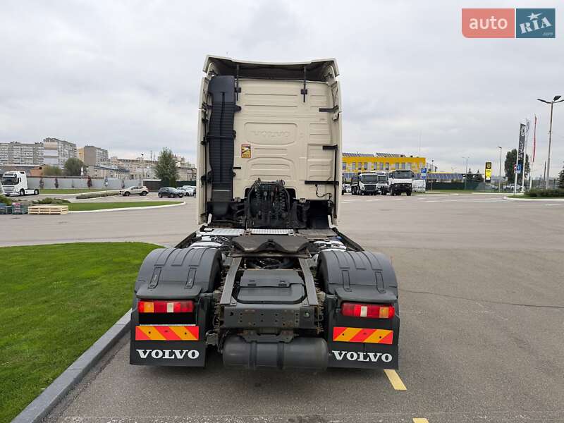 Тягач Volvo FH 13 2015 в Киеве фото 8 Тягач Volvo FH 13 2015 в Киеве