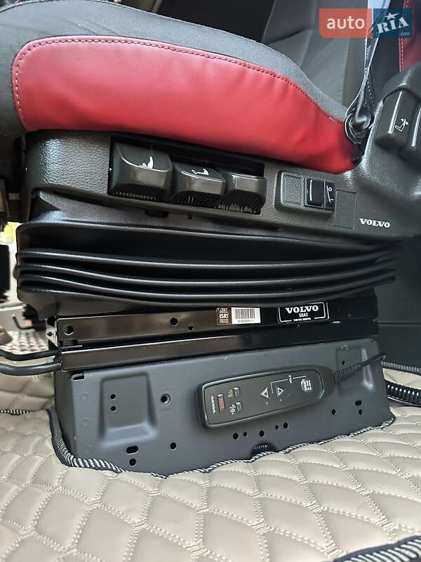 Тягач Volvo FH 13 2015 в Бродах фото 112 Тягач Volvo FH 13 2015 в Бродах