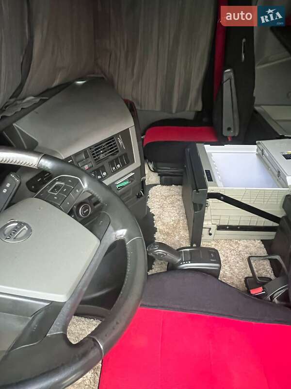 Тягач Volvo FH 13 2014 в Киеве фото 14 Тягач Volvo FH 13 2014 в Киеве