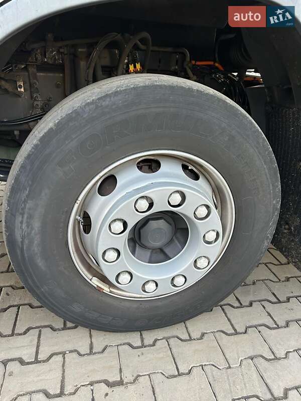 Тягач Volvo FH 13 2015 в Луцьку фото 14 Тягач Volvo FH 13 2015 в Луцьку