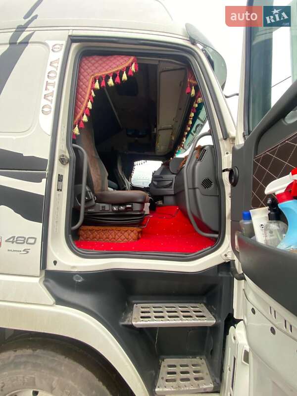 Тягач Volvo FH 13 2008 в Тячеве