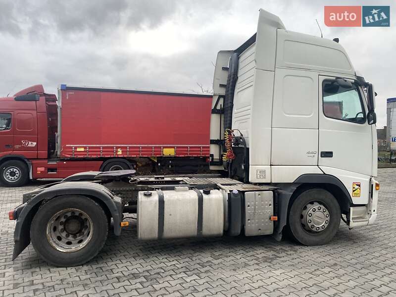 Тягач Volvo FH 13 2007 в Луцке