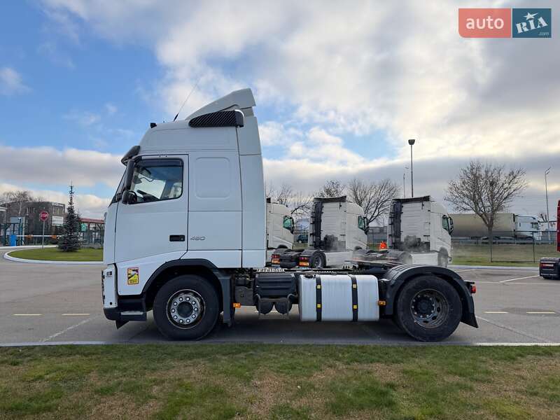 Тягач Volvo FH 13 2014 в Киеве