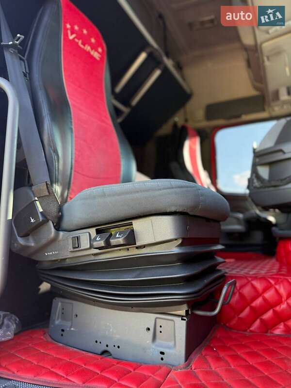 Тягач Volvo FH 13 2012 в Киеве фото 66 Тягач Volvo FH 13 2012 в Киеве