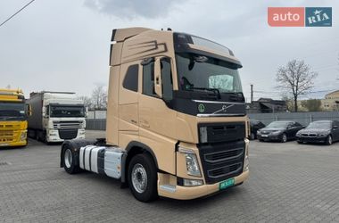 Тягач Volvo FH 13 2016 в Мукачево