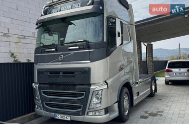 Тягач Volvo FH 13 2014 в Тячеве