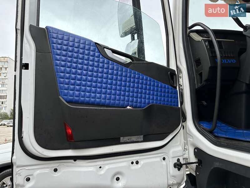 Тягач Volvo FH 16 2015 в Киеве