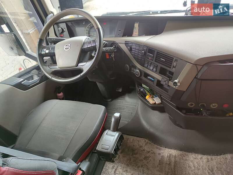 Тентованый Volvo FH 16 2014 в Луцке