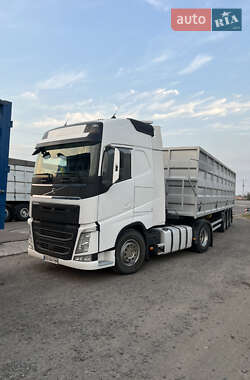 Тягач Volvo FH 16 2015 в 