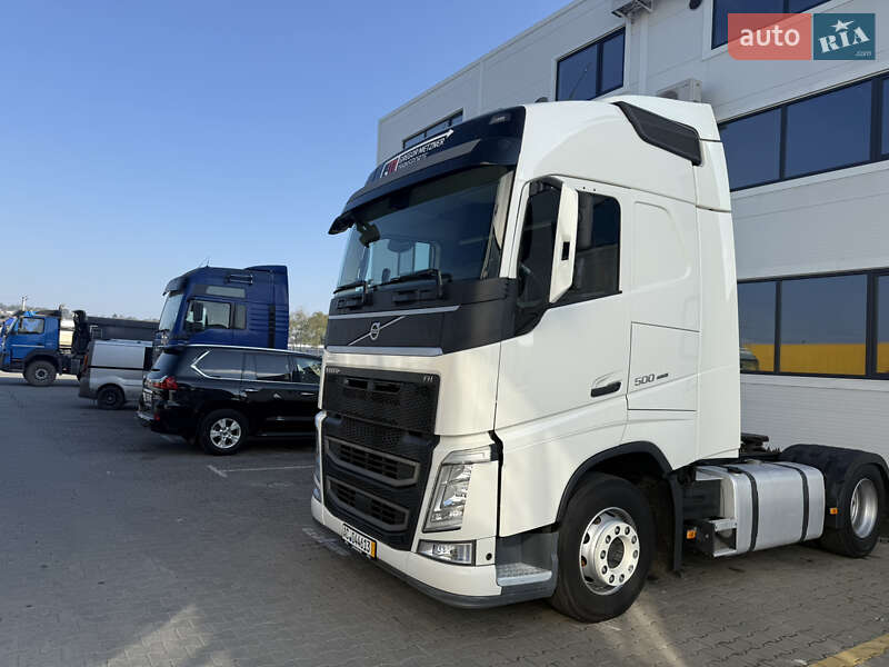 Тягач Volvo FH 16 2016 в Черновцах