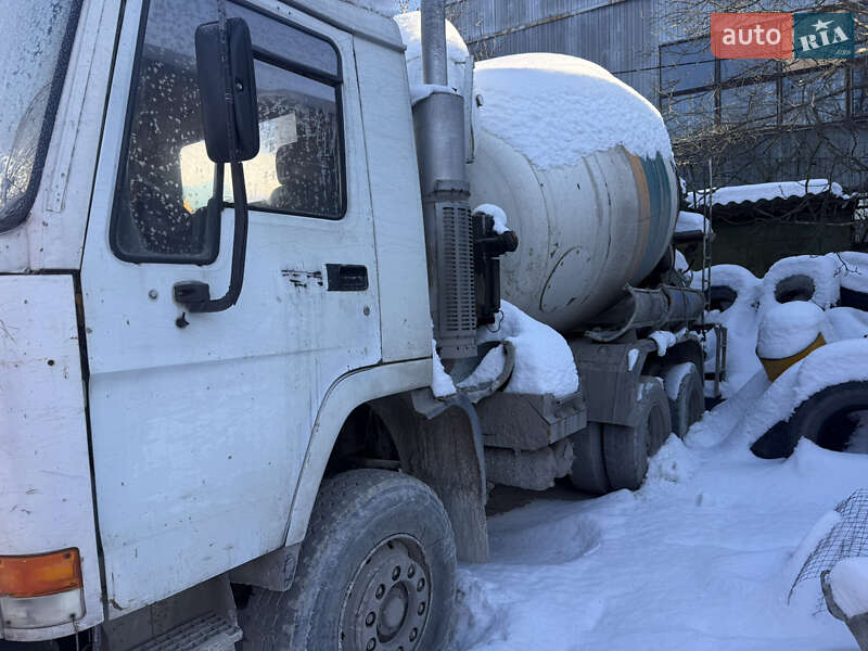 Бетономешалка (Миксер) Volvo FL 10 1985 в Львове