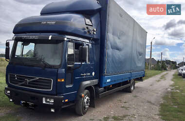 Тентований Volvo FL 6 2003 в Ужгороді