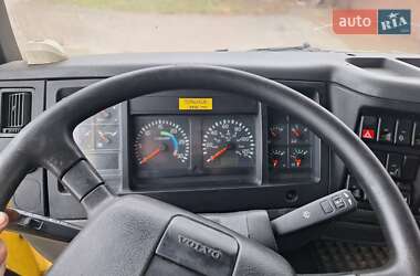 Рефрижератор Volvo FL 6 2003 в Днепре