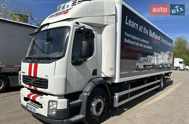 Рефрижератор Volvo FL 7 2010 в Рівному