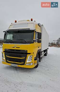 Вантажний фургон Volvo FM 11 2015 в Києві