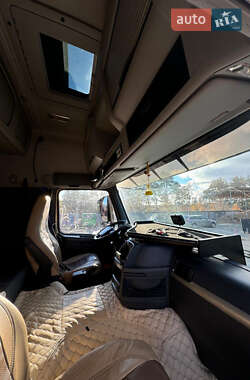 Тягач Volvo FM 11 2011 в  фото 36 Тягач Volvo FM 11 2011 в