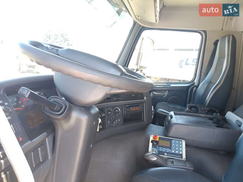 Мусоровоз Volvo FM 12 2011 в Луцке