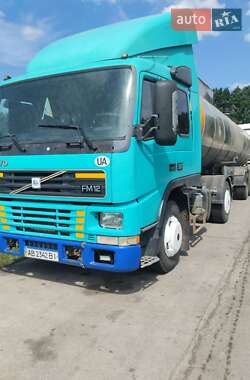 Тягач Volvo FM 12 2002 в 