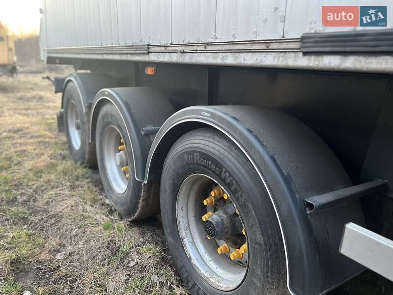 Зерновоз Volvo FM 12 2008 в Львове