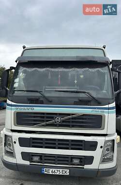 Тягач Volvo FM 12 2004 в Днепре