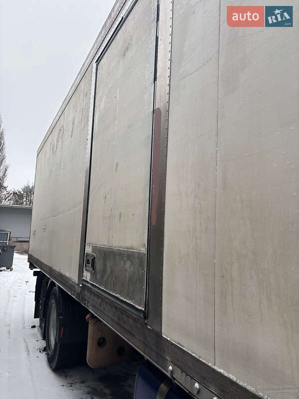 Рефрижератор Volvo FM 12 2002 в Хмельницком