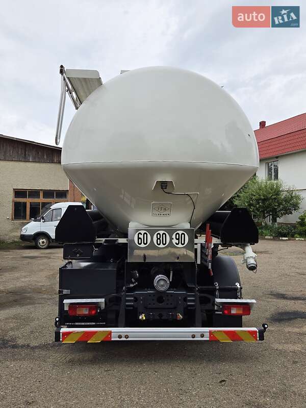 Кормовоз Volvo FM 13 2008 в Черновцах