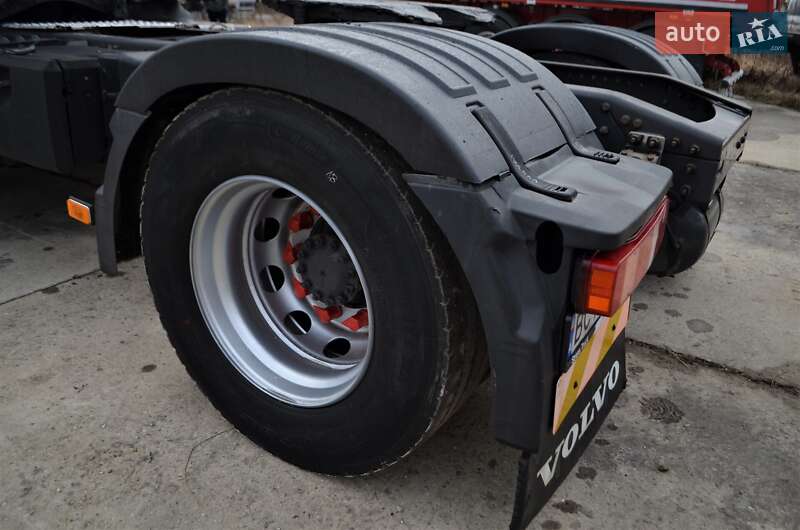 Тягач Volvo FM 9 2011 в Львові