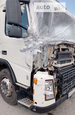 Тентований Volvo FM 9 2006 в 