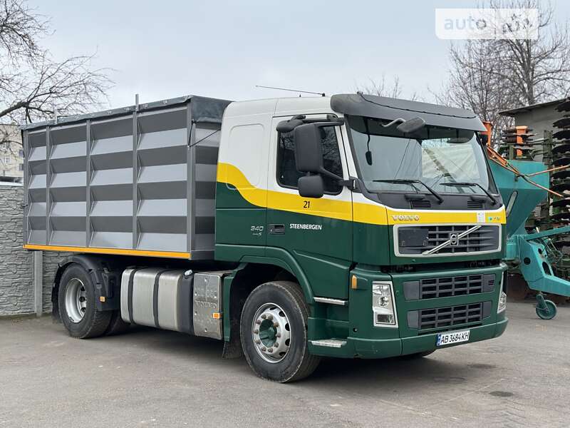 Самоскид Volvo FM 9 2009 в Теплику